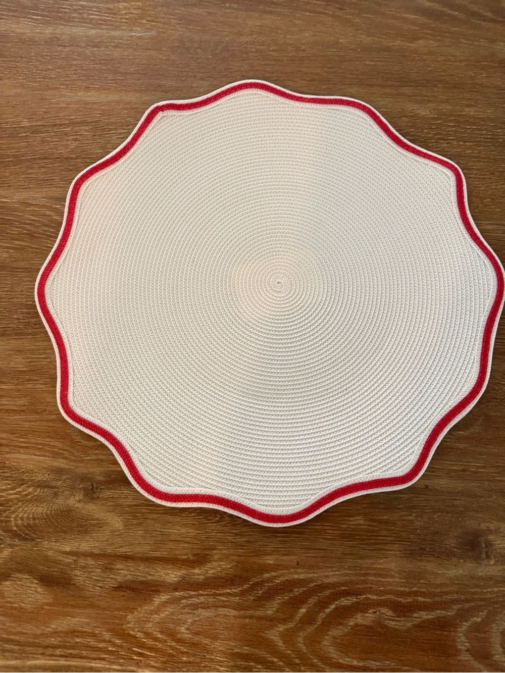 White Scalloped Round Placemats with Red Trim - Set of 6